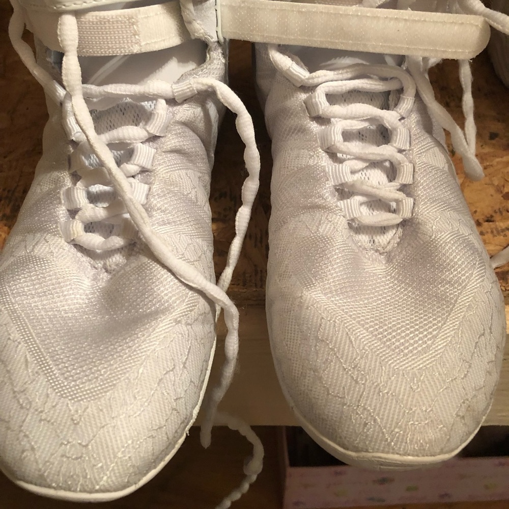 Nfinity Titans 5.5 barely used